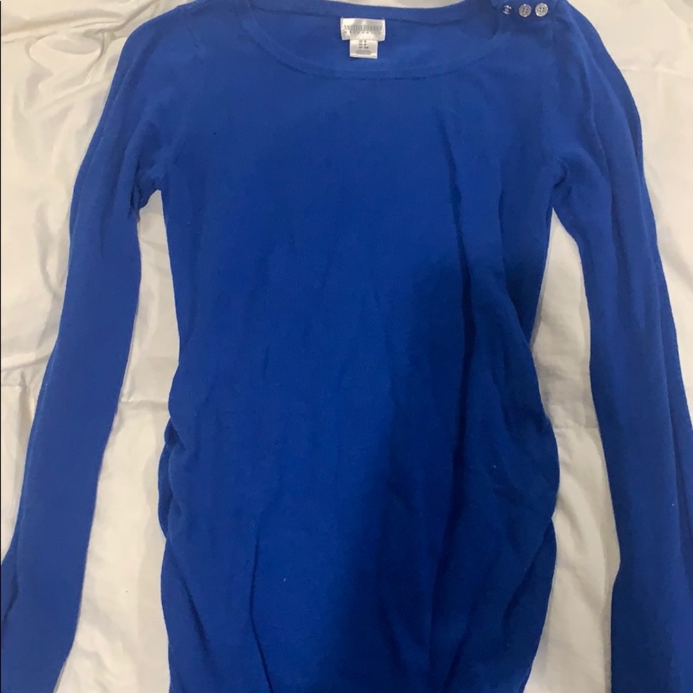 Long sleeve maternity shirt